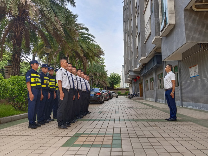 小區物業(yè)保安服務